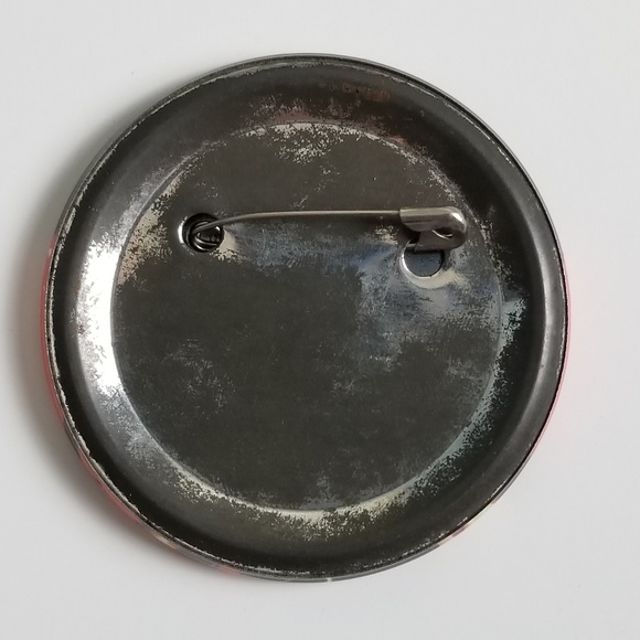 Vintage 👑QUEEN 's Brian May Pinback Button - Picture 2 of 2